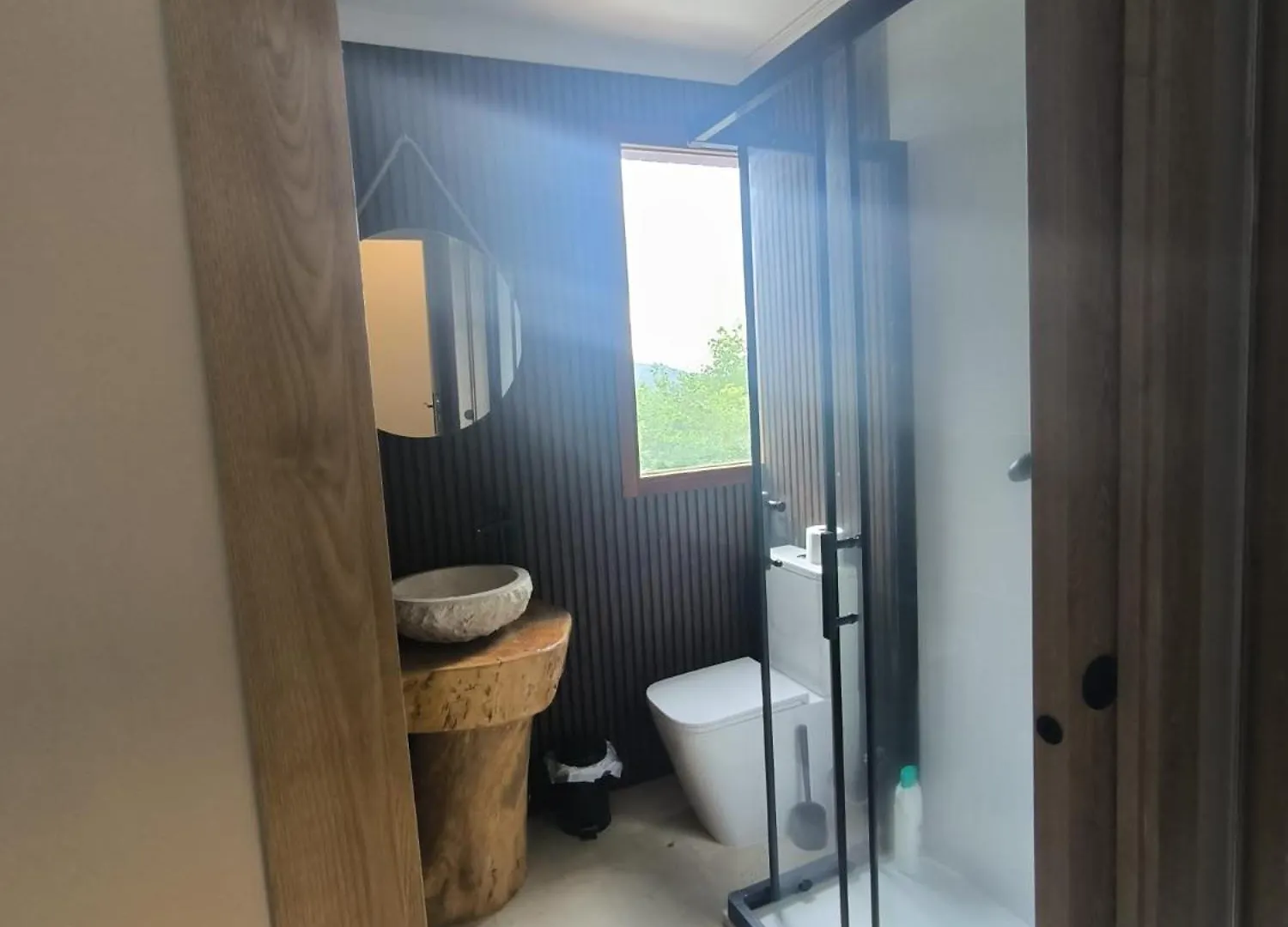 Habitacion Con Hermosas Vistas A Bilbao Homestay