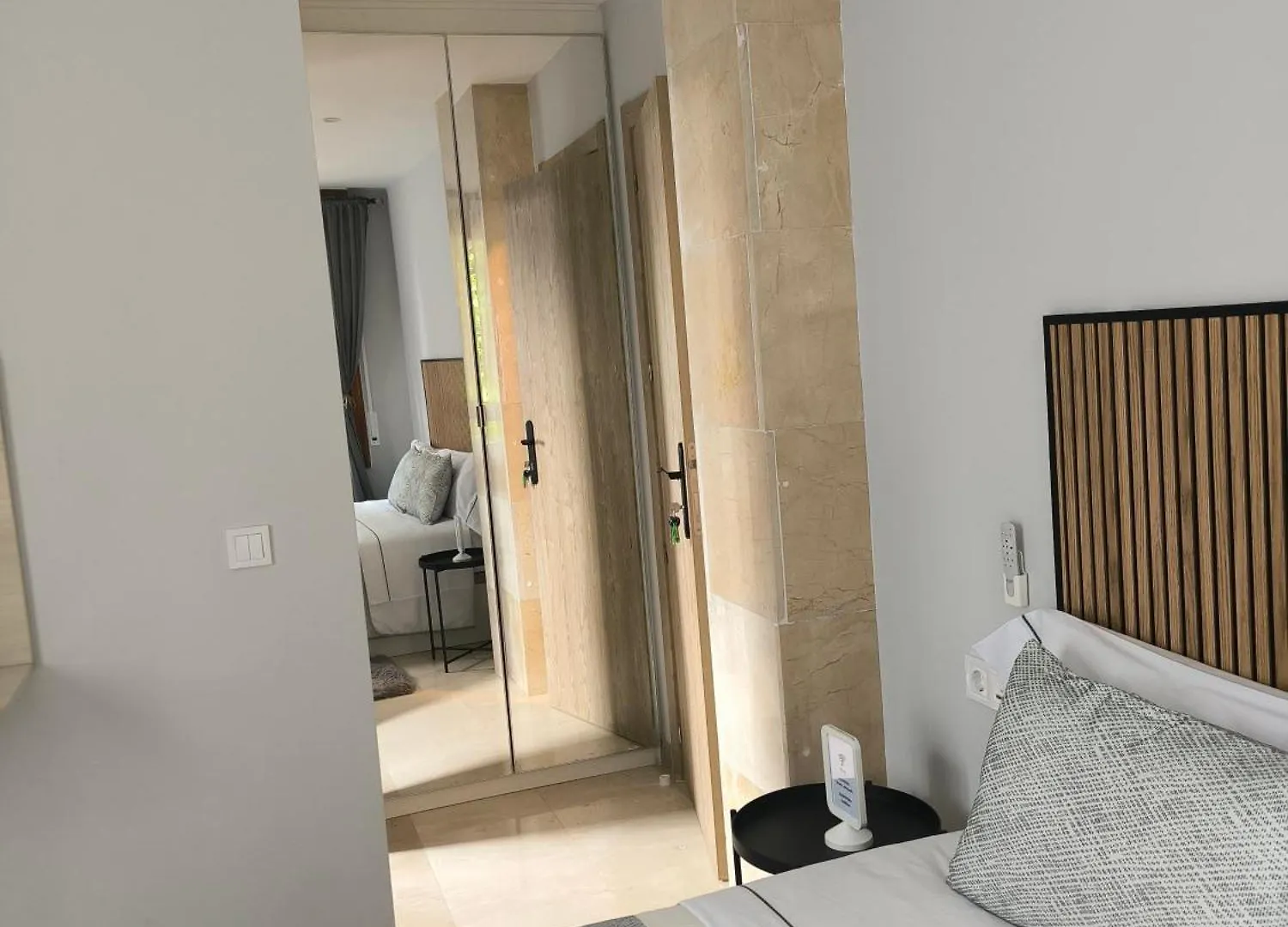 Habitacion Con Hermosas Vistas A Bilbao Homestay